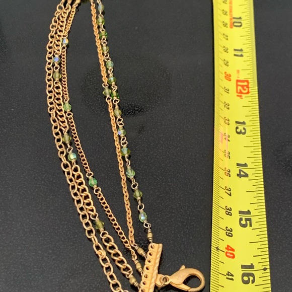 Vintage Choker Necklace with Green Peridot Stones - Picture 4 of 10